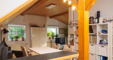 16 Blick ins große Wohnzimmer - Makler Potsdam-Babelsberg.jpg