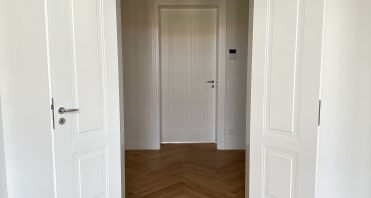 10 Flügeltür im Wohnzimmer - Immobilienmakler-Potsdam.jpg