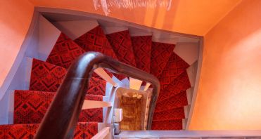 16 Treppenaufgang - Makler Potsdam-Babelsberg.jpg