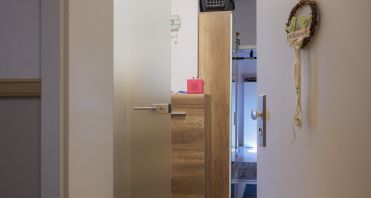 6 Wohnungseingang - Makler Potsdam-Babelsberg.jpg