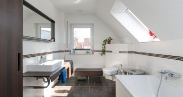 19 Hauptbad - Immobilienmakler-Potsdam.jpg