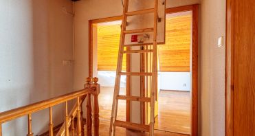 21 Zugang zum Spitzboden - Immobilienmakler-Potsdam.jpg