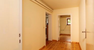 29 Kleiner Flur Souterain - Immobilienmakler-Potsdam.jpg