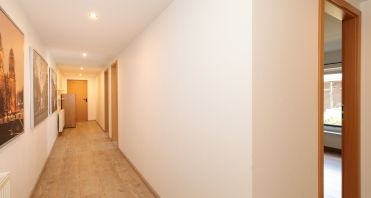 17 Flur im Nebengebaeude - Immobilienmakler-Potsdam.jpg