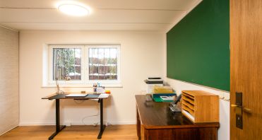 22 Hobbyraum mit Fenster - Immobilienmakler-Potsdam.jpg