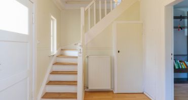 09 Flur Erdgeschoss - Immobilienmakler-Potsdam.jpg