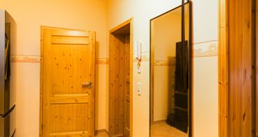 08 Flur Erdgeschosswohnung - Immobilienmakler-Potsdam.jpg