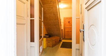 05 Windfang une Eingang - Immobilienmakler-Potsdam.jpg