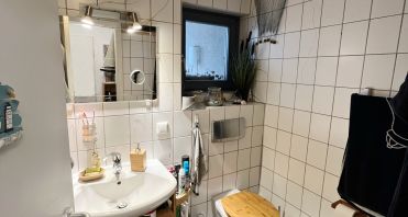 06 Badezimmer - Immobilienmakler-Potsdam.JPEG