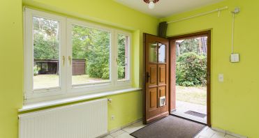 08 Heller Hauseingang - Immobilienmakler-Potsdam.jpg