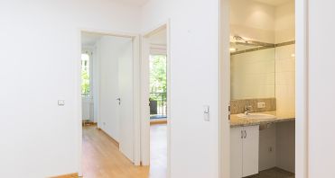 8 Flur - Berlin Makler Potsdam-Babelsberg2.jpg