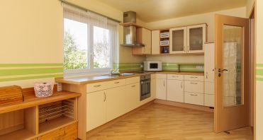 09 Offene Wohnküche - Immobilienmakler-Potsdam.jpg