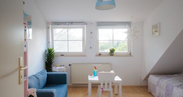 8 Kinderzimmer - Makler Potsdam-Babelsberg.jpg