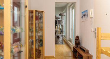 09 Flur Blick rechts - Immobilienmakler-Potsdam.jpg