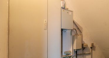 20 Sanierte Stromleitungen - Immobilienmakler-Potsdam.jpg