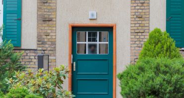 3 Hauseingang - Makler Potsdam-Babelsberg.jpg