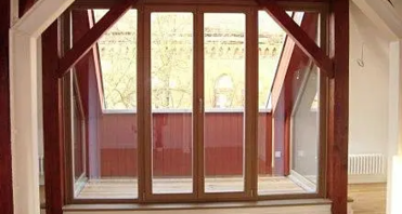 12 Wohnzimmer1 - Immobilienmakler-Potsdam.png