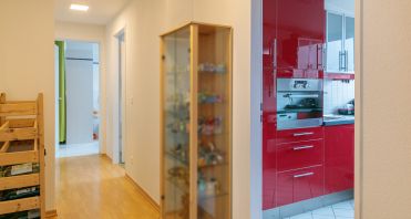 05 Flur Blick links - Immobilienmakler-Potsdam.jpg