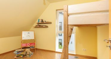 19 Blick ins Kinderzimmer - Immobilienmakler-Potsdam.jpg