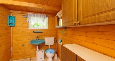 09 Bad kleiner Bungalow - Immobilienmakler-Potsdam.jpg