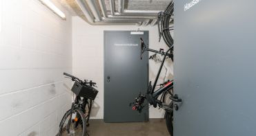 15 Fahrradraum - Immobilienmakler-Potsdam.jpg