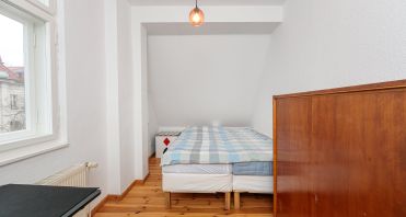 25 Schlafzimmer DG - Immobilienmakler-Potsdam.jpg